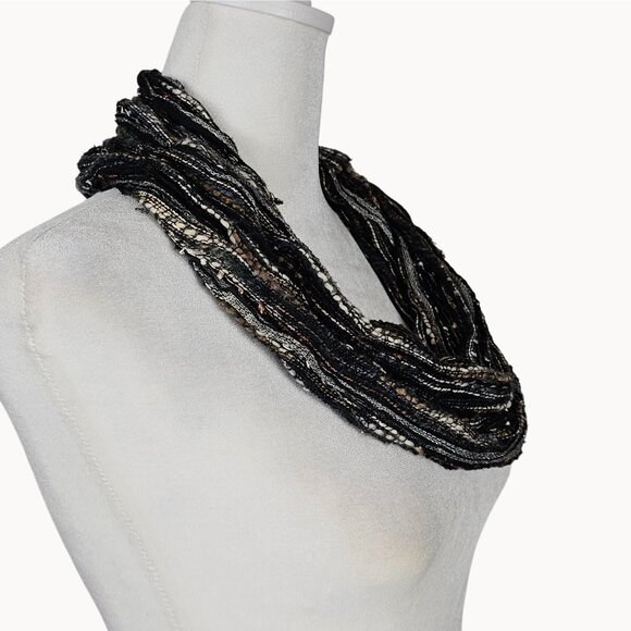 Women's One Size Metallic Black/Grey/White Infinity Wrap Wool‎ Scarf Whimsigoth - Picture 3 of 13